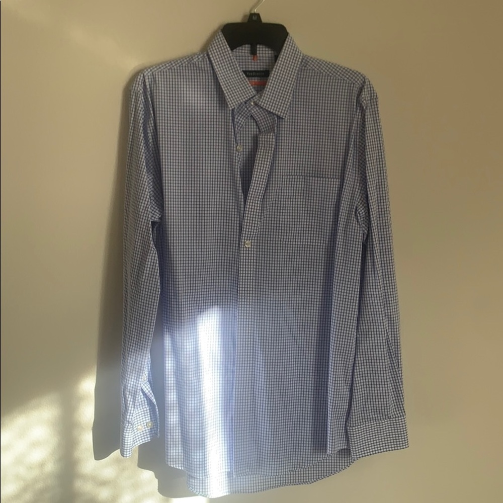Men’s long sleeve dress shirt